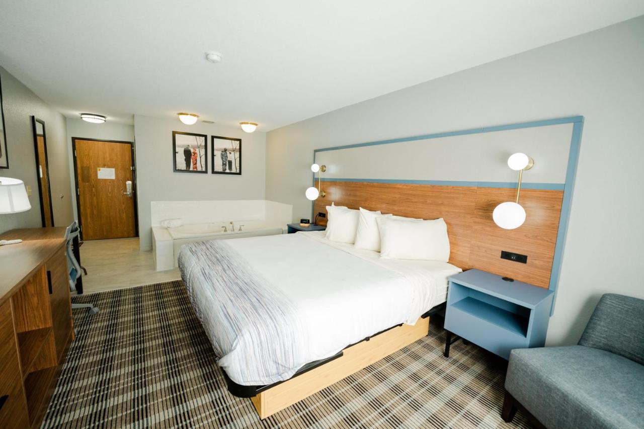 Americinn By Wyndham Tomahawk Esterno foto