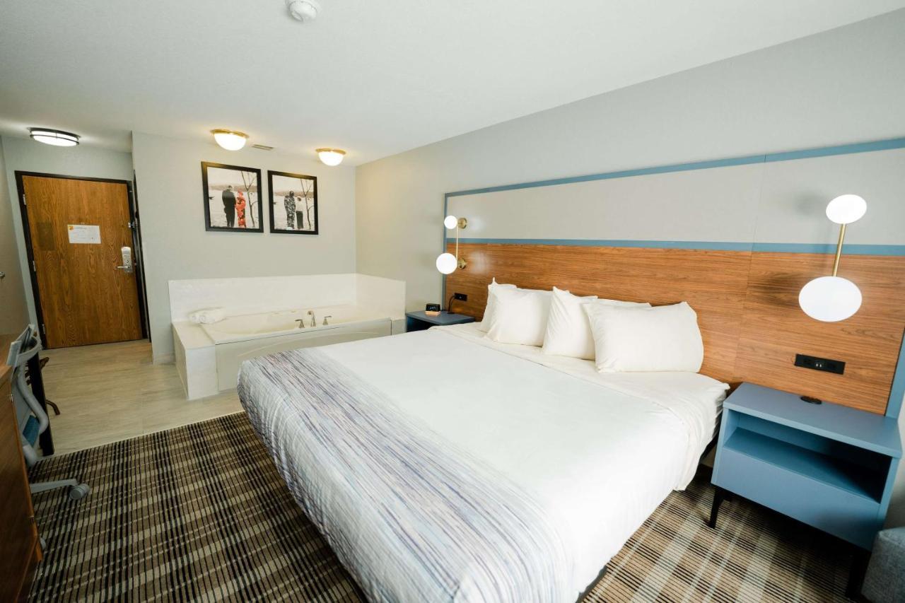 Americinn By Wyndham Tomahawk Esterno foto