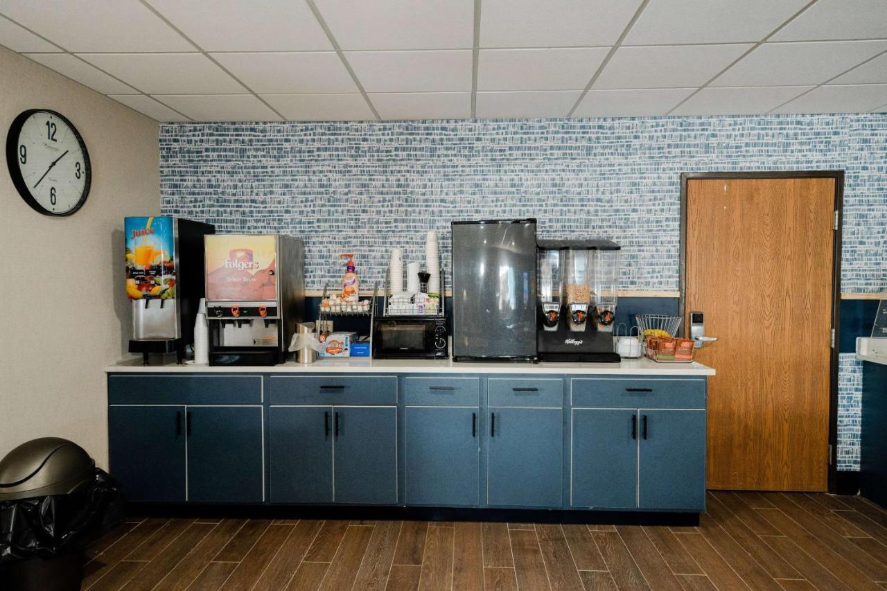 Americinn By Wyndham Tomahawk Esterno foto